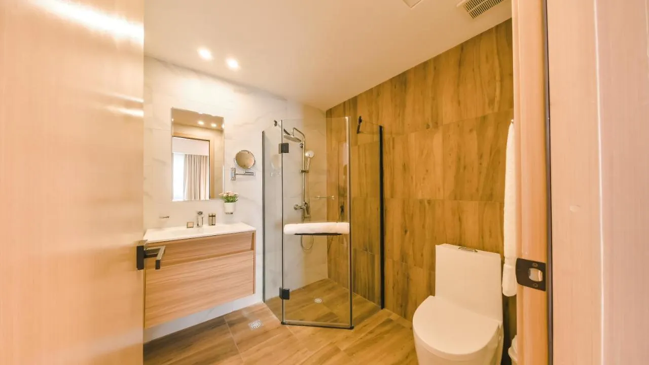 Fully Serviced Apartment At Regatta Living II - 304 Santo Domingo